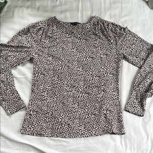 RW&CO. Black and White Fitted Blouse